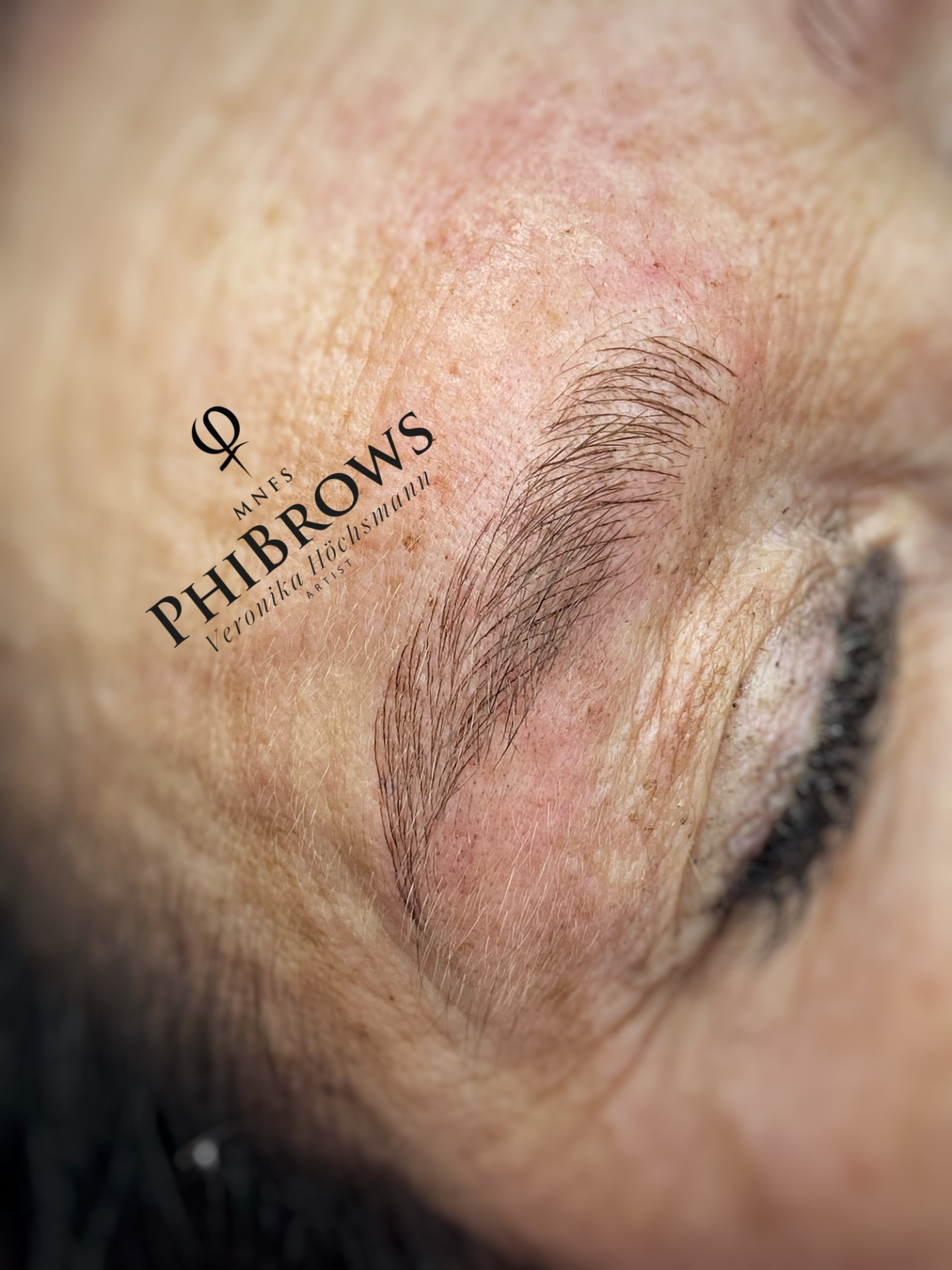 Microblading obočí